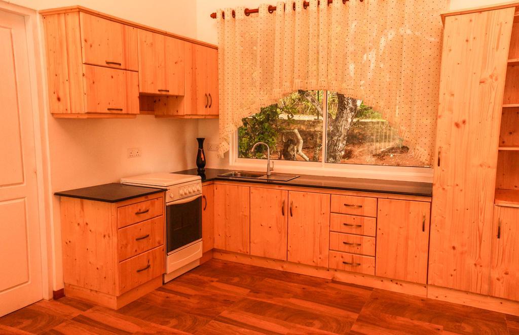 Bee View Home Stay Kandy Exterior photo