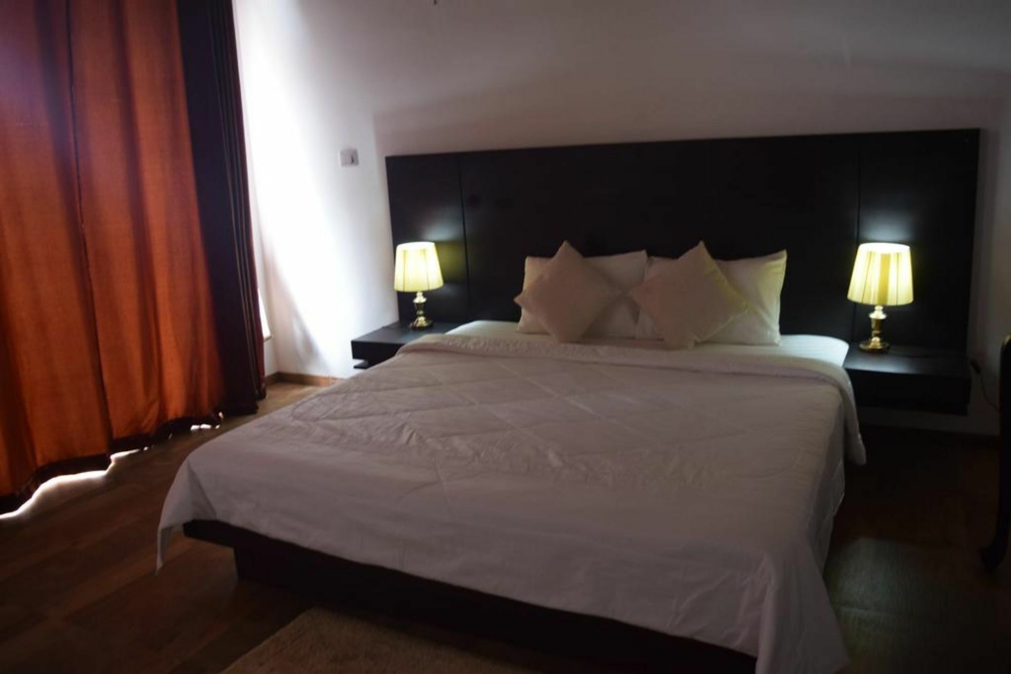 Bee View Home Stay Kandy Exterior photo